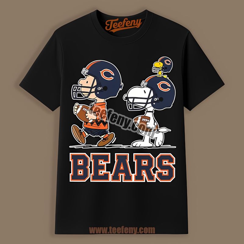 Chicago Bears Charlie Brown Snoopy Play Together Classic Shirt