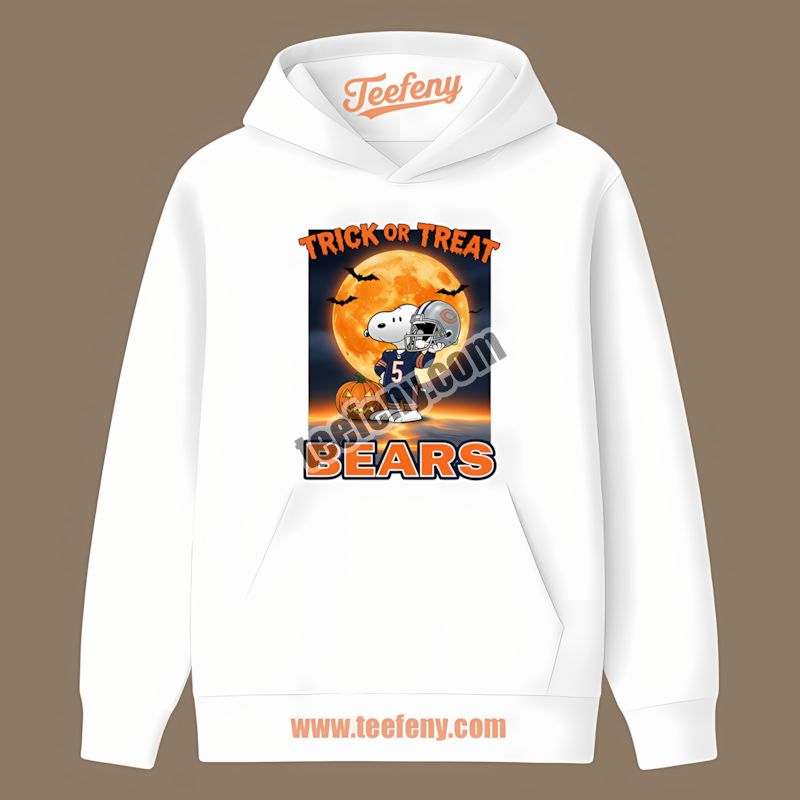 Chicago Bears Halloween Snoopy Trick Or Treat Adults Hoodie Chicago Bears Halloween Snoopy Trick Or Treat Adults Hoodie