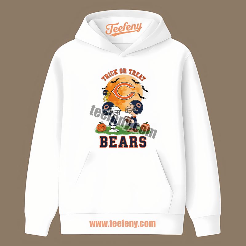Chicago Bears Halloween Trick Or Treat Charlie Snoopy Vintage Hoodie Chicago Bears Halloween Trick Or Treat Charlie Snoopy Vintage Hoodie