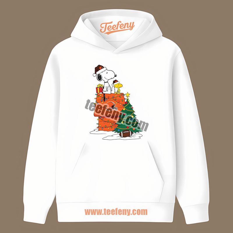 Cleveland Browns Snoopy Woodstock Christmas Retro Hoodie Cleveland Browns Snoopy Woodstock Christmas Retro Hoodie