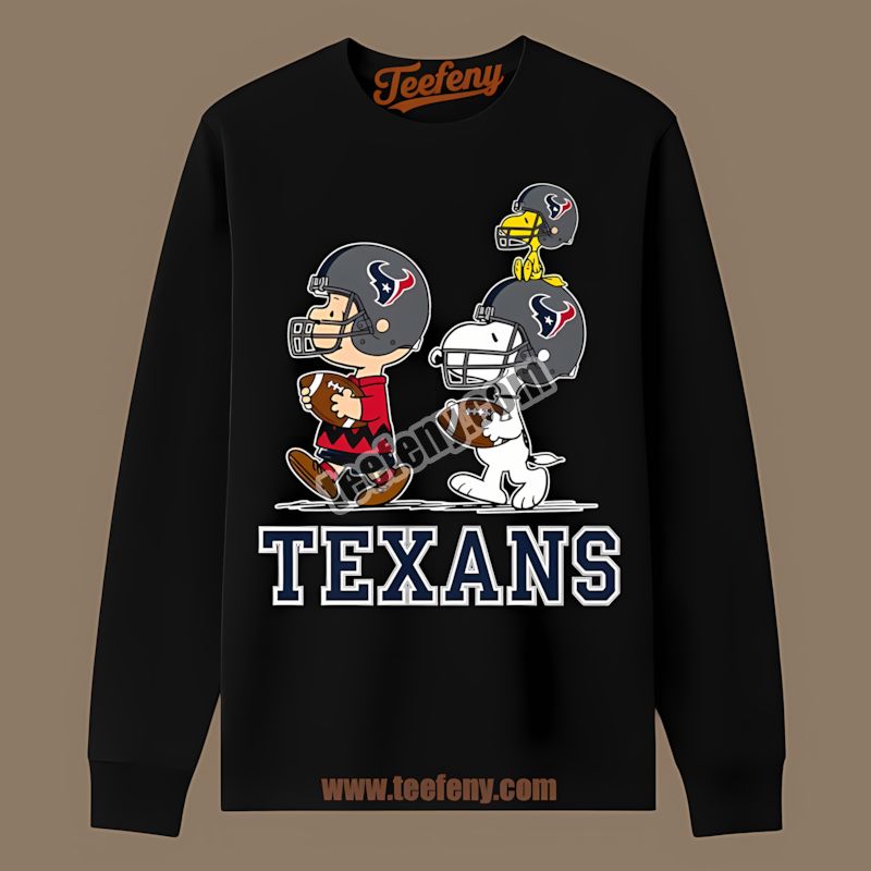 Houston Texans Charlie Brown And Snoopy Play Together Retro Long Sleeve Houston Texans Charlie Brown And Snoopy Play Together Retro Long Sleeve