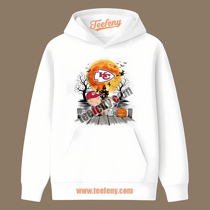 Kansas City Chiefs Halloween Charlie Brown And Snoopy Graphic Hoodie Kansas City Chiefs Halloween Charlie Brown And Snoopy Graphic Hoodie