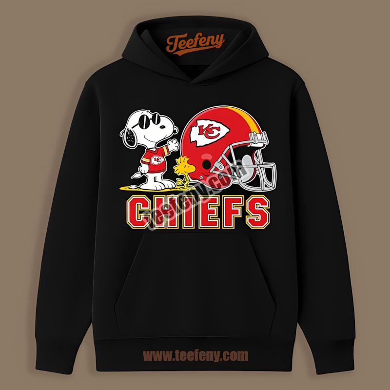 Kansas City Chiefs Helmet Vs Snoopy And Woodstock Color Hoodie Kansas City Chiefs Helmet Vs Snoopy And Woodstock Color Hoodie