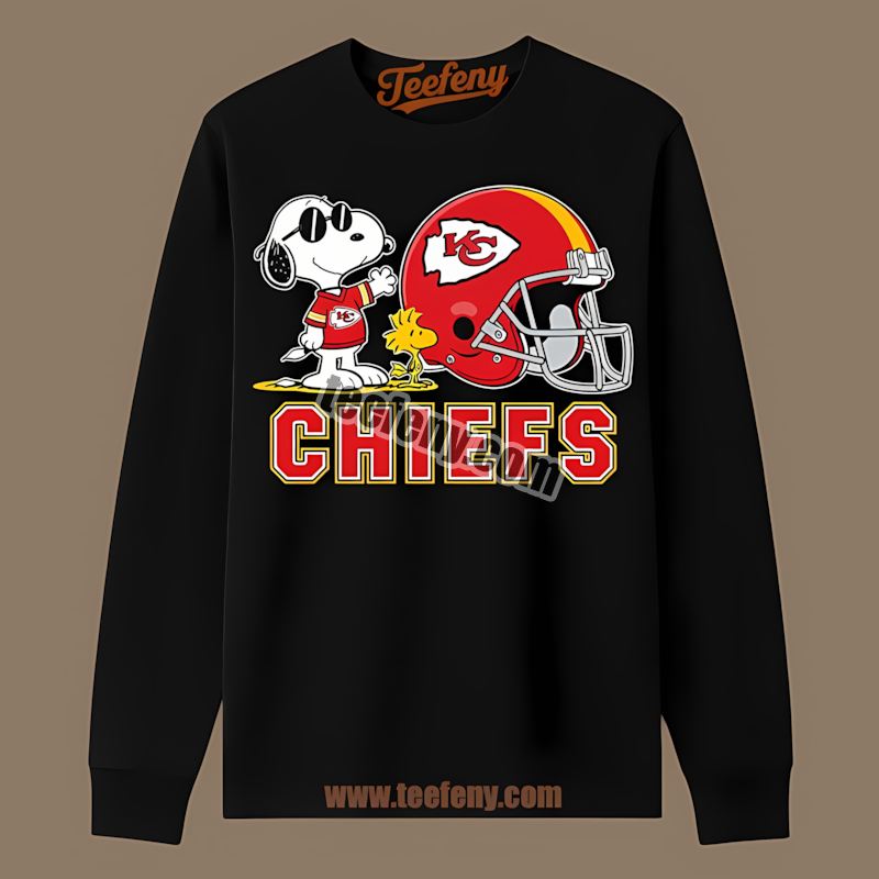 Kansas City Chiefs Helmet Vs Snoopy And Woodstock Color Long Sleeve Kansas City Chiefs Helmet Vs Snoopy And Woodstock Color Long Sleeve