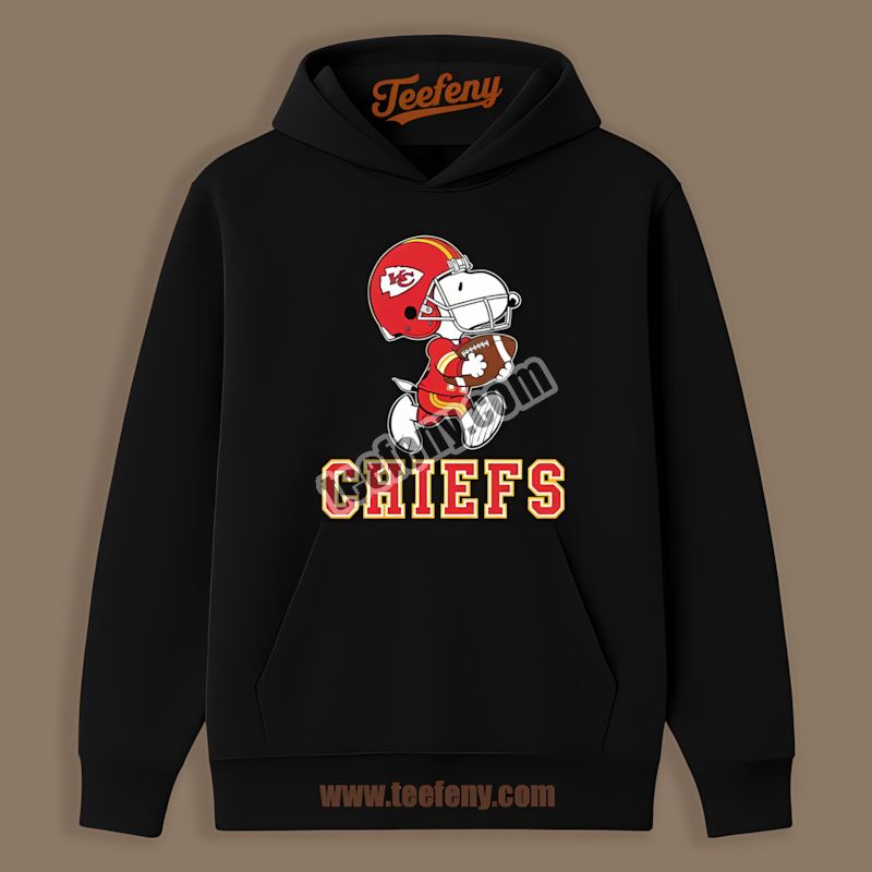 Kansas City Chiefs Snoopy Football Running Retro Hoodie Kansas City Chiefs Snoopy Football Running Retro Hoodie