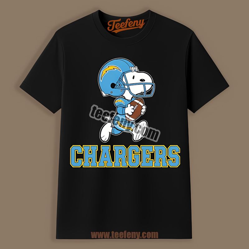 Los Angeles Chargers Snoopy Football Running Fun Classic Shirt