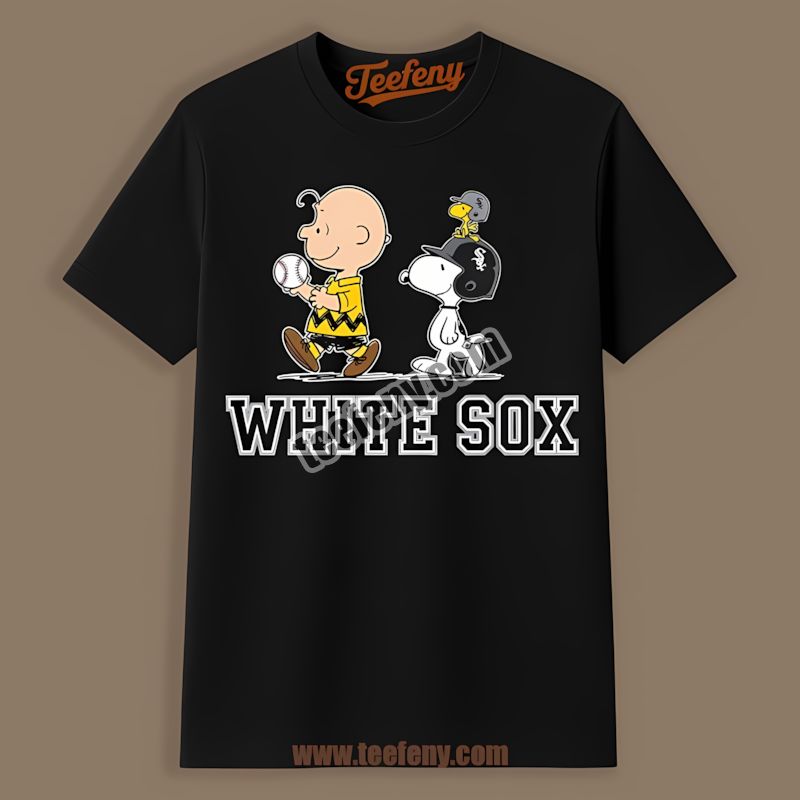 Chicago White Sox Charlie Brown And Snoopy Play Together Cool Shirt