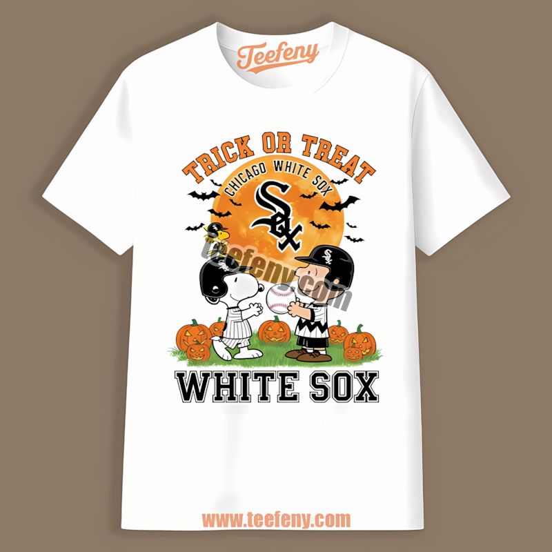 Chicago White Sox Halloween Trick Or Treat Charlie Brown Unisex Shirt