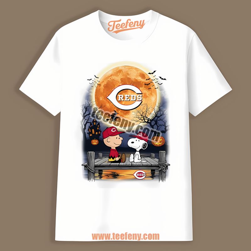 Halloween Charlie Brown And Snoopy Cincinnati Reds Crewneck Shirt