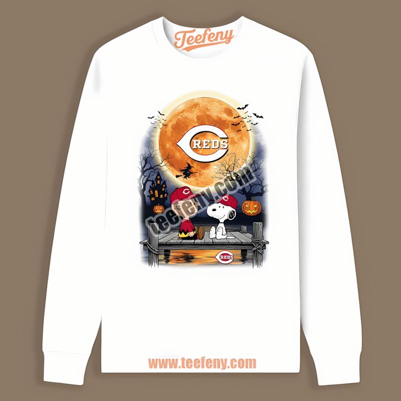 Halloween Charlie Brown And Snoopy Cincinnati Reds Crewneck Long Sleeve Halloween Charlie Brown And Snoopy Cincinnati Reds Crewneck Long Sleeve