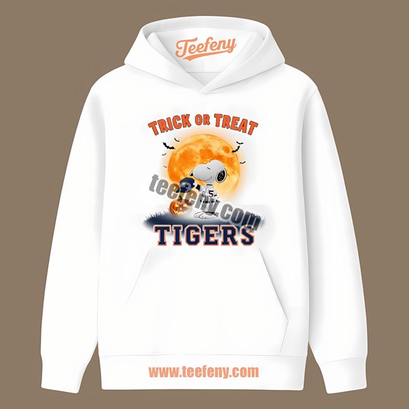 Halloween Snoopy Trick Or Treat Detroit Tigers Sports Hoodie Halloween Snoopy Trick Or Treat Detroit Tigers Sports Hoodie