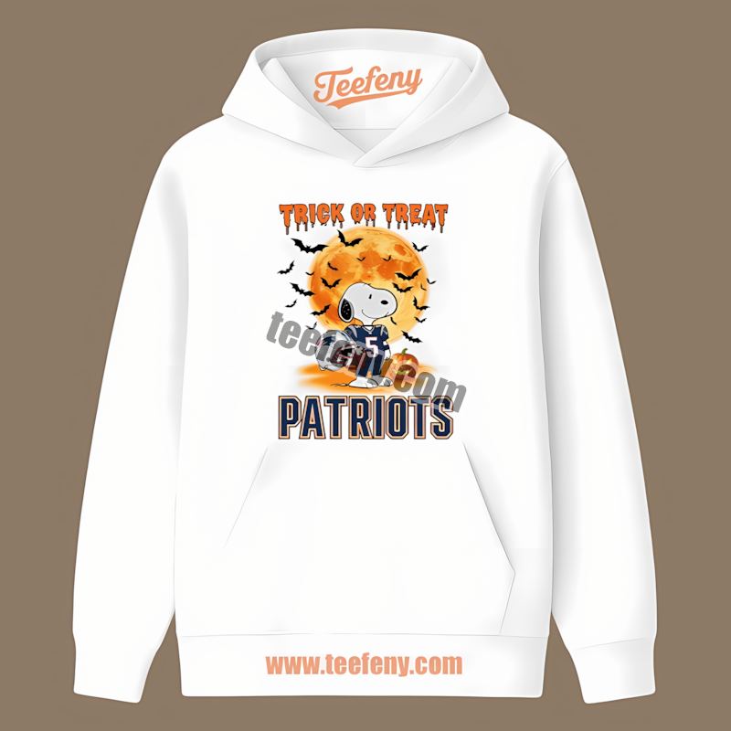 Halloween Snoopy Trick Or Treat New England Patriots Unisex Hoodie Halloween Snoopy Trick Or Treat New England Patriots Unisex Hoodie