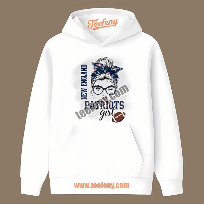 New England Patriots Girl Vintage Hoodie New England Patriots Girl Vintage Hoodie