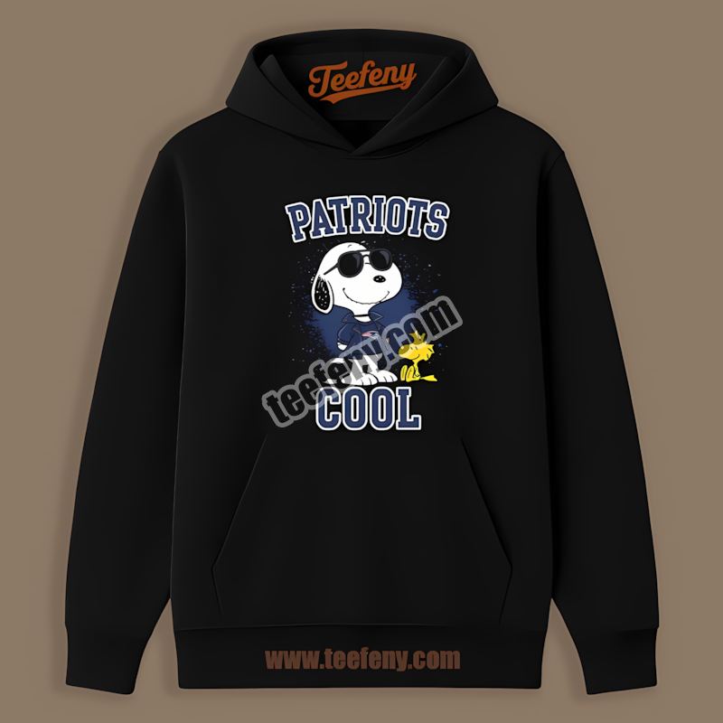New England Patriots Snoopy Cool Sports Hoodie New England Patriots Snoopy Cool Sports Hoodie