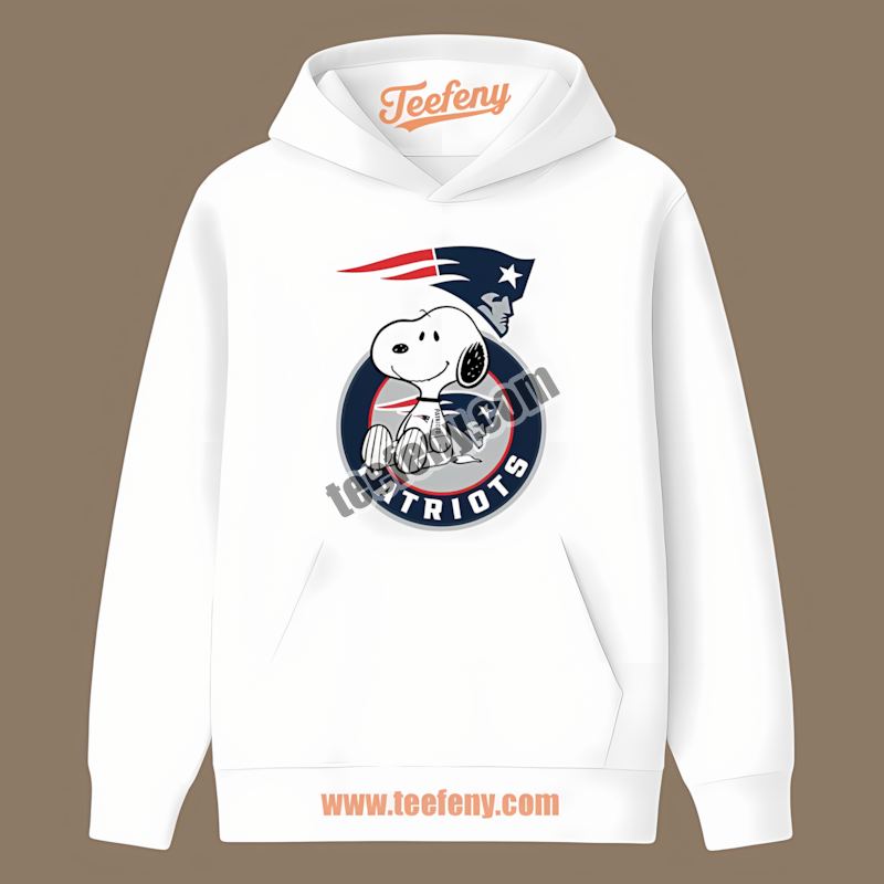 New England Patriots Snoopy Tattoo Logo On Arm Retro Hoodie New England Patriots Snoopy Tattoo Logo On Arm Retro Hoodie