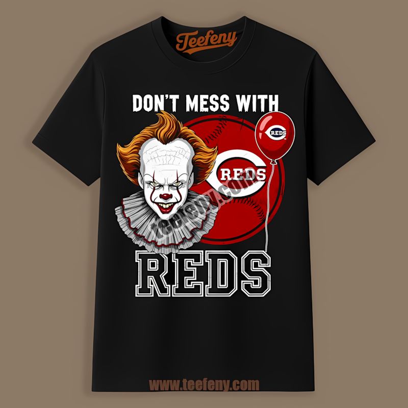 Pennywise Halloween Fan Of Cincinnati Reds Graphic Shirt