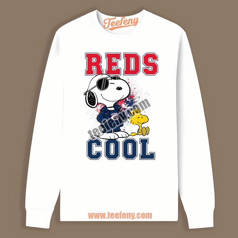 Snoopy Cool Look In Cincinnati Reds Outfit Graphic Long Sleeve Snoopy Cool Look In Cincinnati Reds Outfit Graphic Long Sleeve