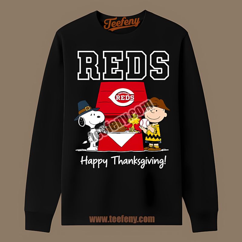 Snoopy Thanksgiving With Cincinnati Reds Fans Funny Long Sleeve Snoopy Thanksgiving With Cincinnati Reds Fans Funny Long Sleeve