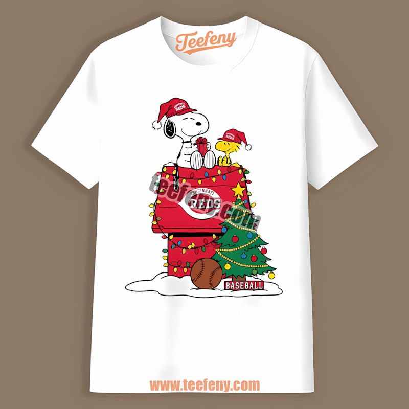 Snoopy Woodstock Christmas Celebrating Cincinnati Reds Retro Shirt