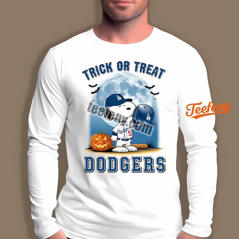 Los Angeles Dodgers Snoopy Trick Or Treat Halloween Long Sleeve Los Angeles Dodgers Snoopy Trick Or Treat Halloween Long Sleeve