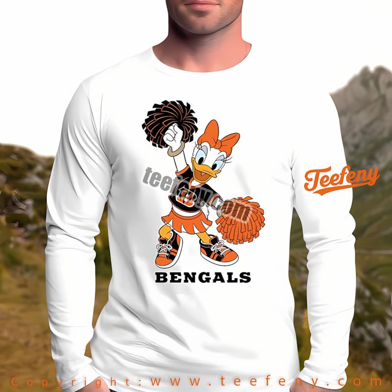Cincinnati Bengals Daisy Duck Cheerleader Long Sleeve Women Cincinnati Bengals Daisy Duck Cheerleader Long Sleeve Women