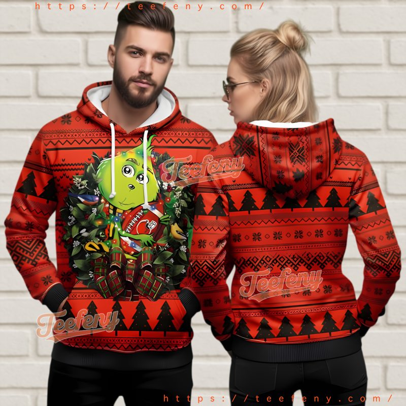 Cleveland Browns Grinch Hug Christmas Wreath 3D Ugly Hoodie